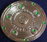 DFB-Pokale/DFB-Meisterschale-Bundesliga-2.jpg